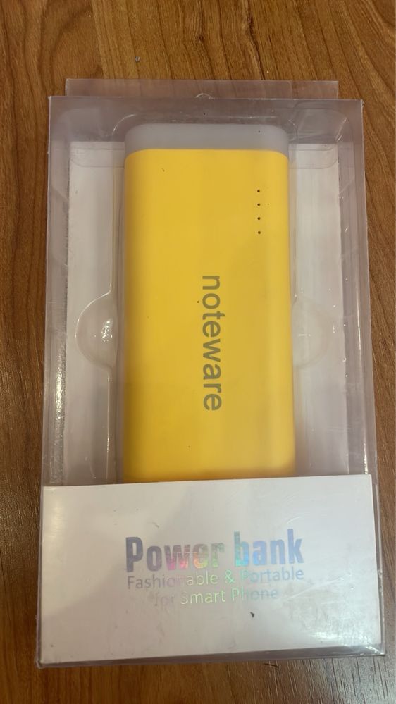 Шикарные супер power bank noteware 20000 с мощным фонариком!!!