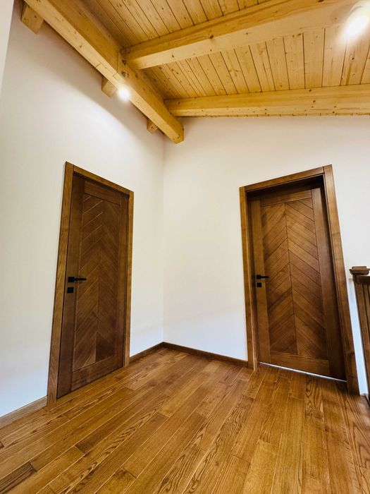 Продаж чотирьох котеджів (таунхауси), с.Поляниця(478 м.кв.)без комісії