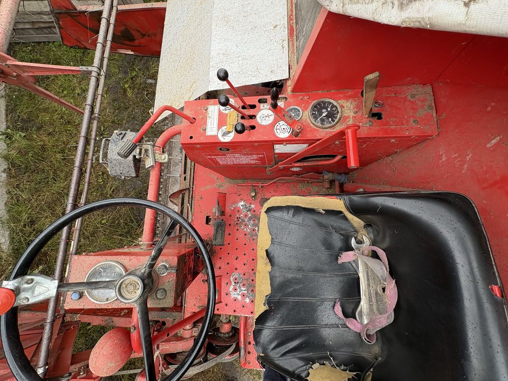 Kombajn zbożowy massey ferguson 307 (nie bizon)