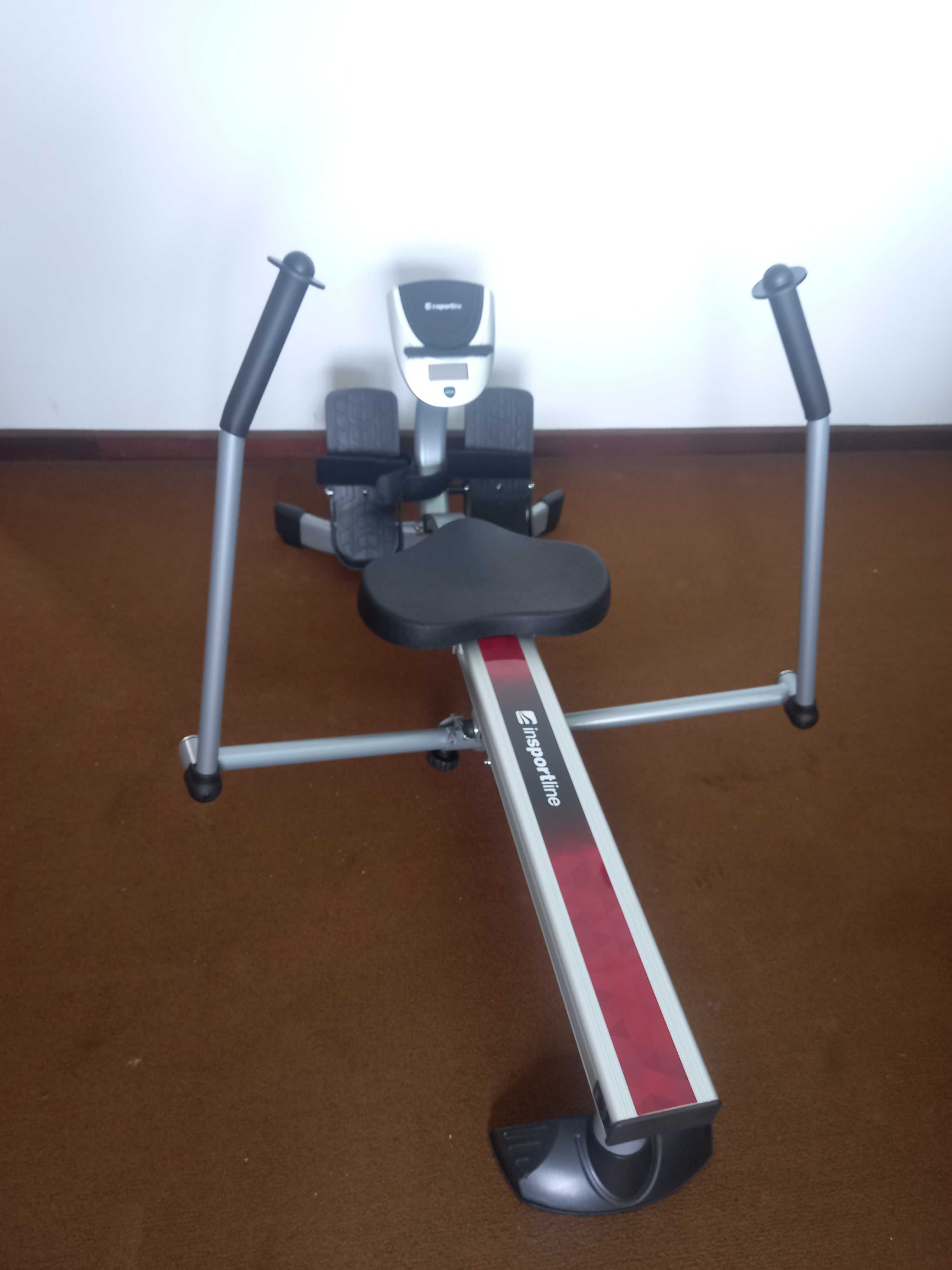 Máquina de remos inSportline como nova