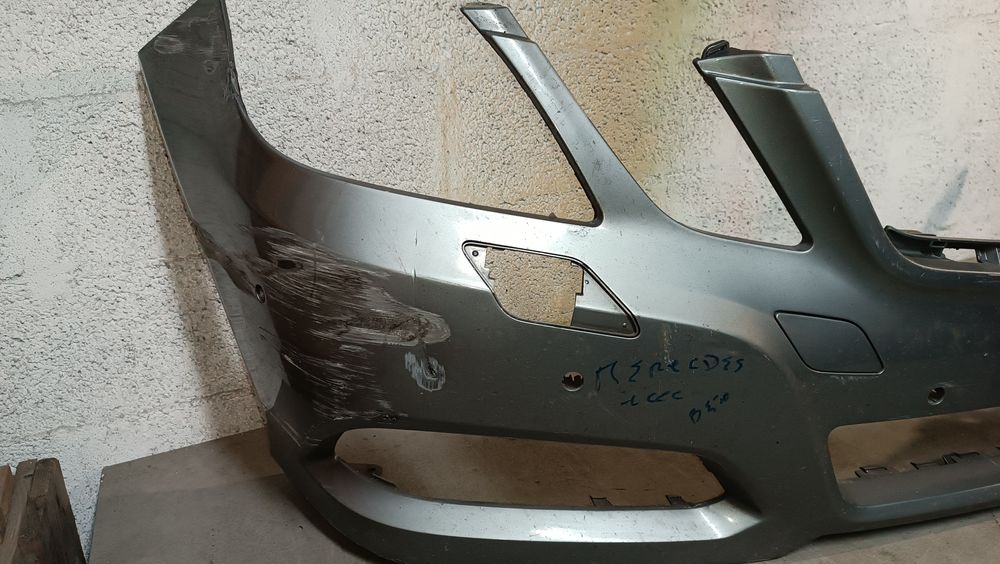 Vendo parachoque de frente Mercedes Benz E class w 212 ano 2008/12