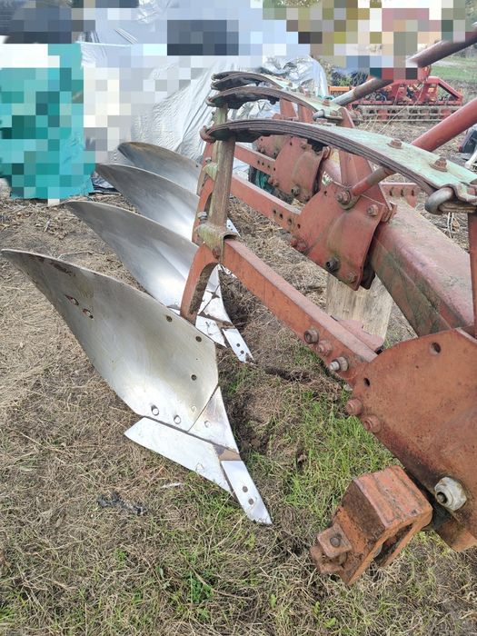 PILNIE Sprzedam pług 4 skibowy KVERNELAND
