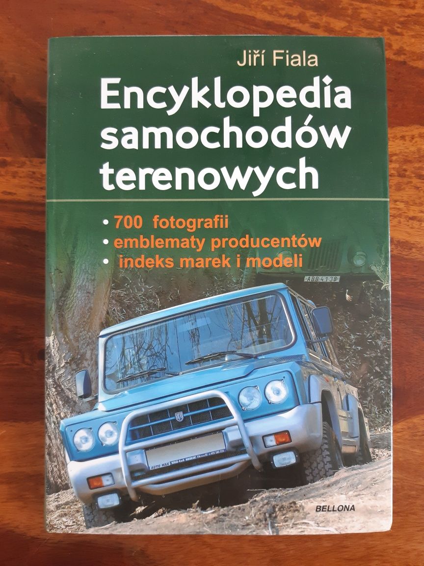 Encyklopedia samochodów terenowych - Jiri Fiada