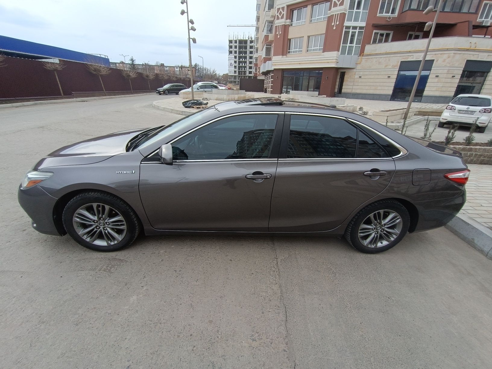 Toyota Camry 55 Hybrid 2016 2.4