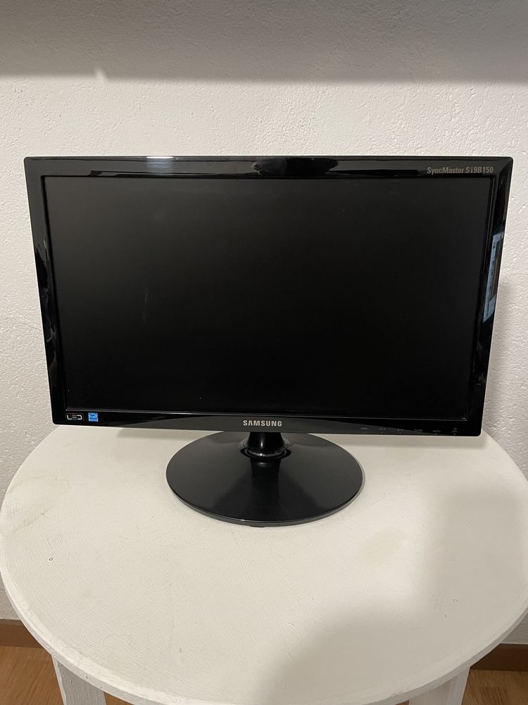 Monitor Samsung Led 19”