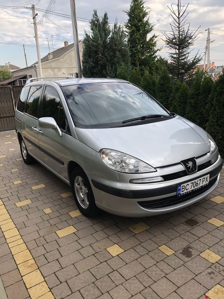 Peugeot 807 disel 2.2 2005 Терміново