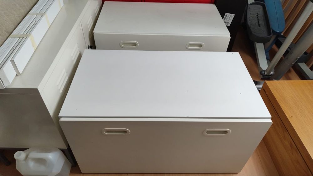 Mobilia branca quarto criança IKEA, muito bom estado