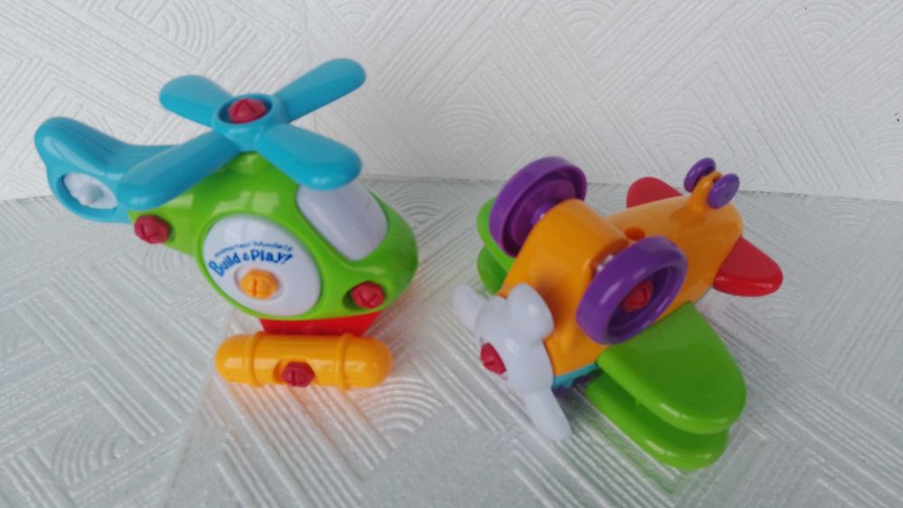 Игрушки, тамагочи 2 шт.