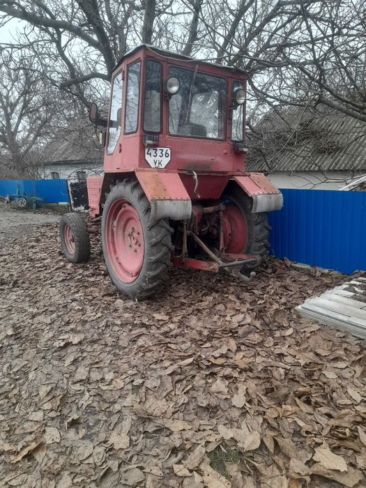 Трактор т 25 в хорошем состоянии