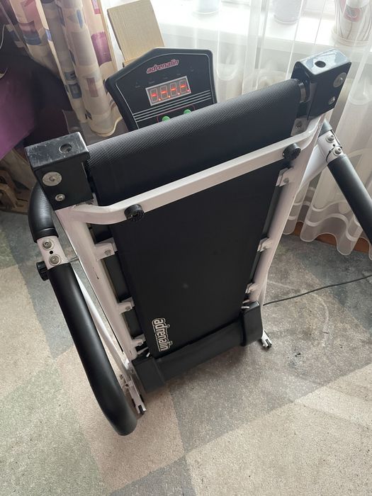 Бігова доріжка Rusta adrenalin