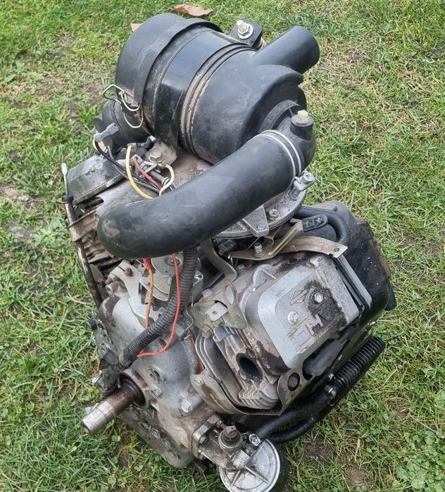 Silnik briggs&stratton v-twin dwucylindrowy VANGUARD