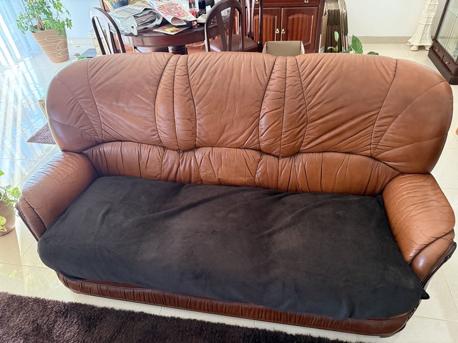 Sala com mobilia completa