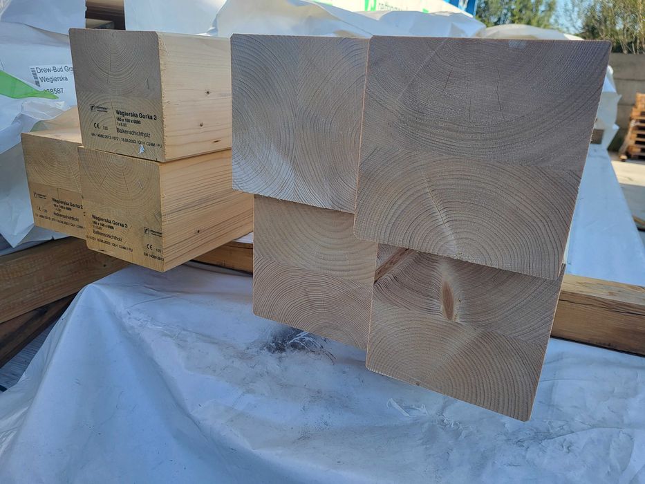 Drewno konstrukcyjne budowlane C24 KVH DUO suche strugane klejone