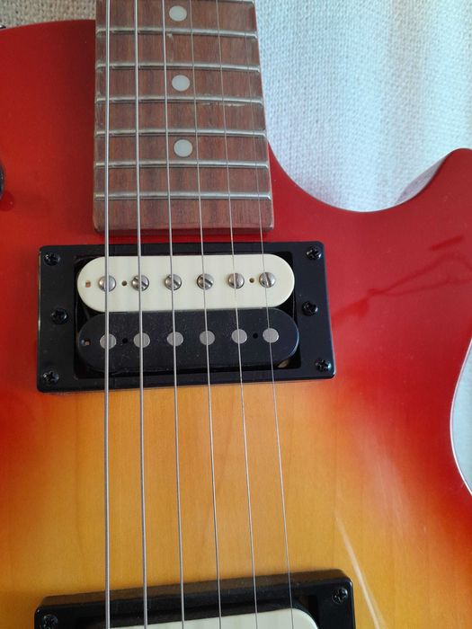 Gitara elektryczna Epiphone Les Paul Studio LT (by Gibson) i gratisy
