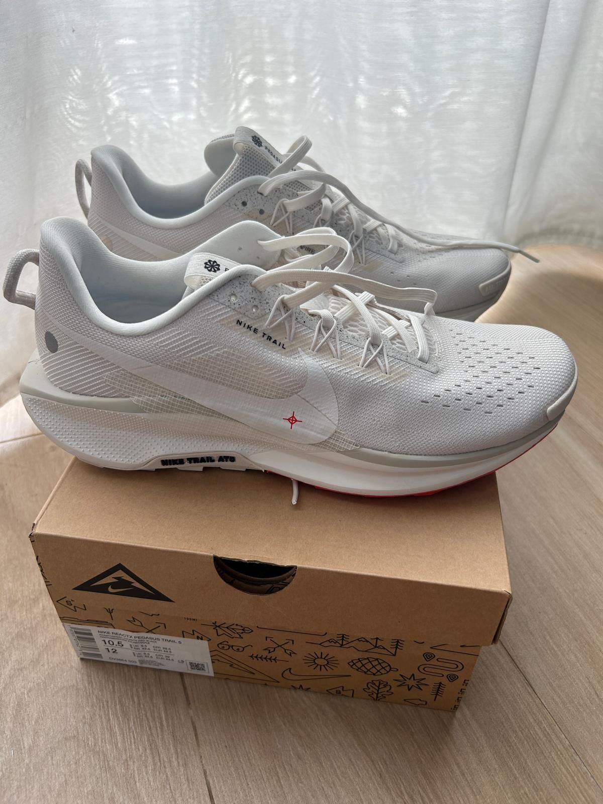 Nike reactx pegasus 44.5 e asics amplifoam 43.5. Novos