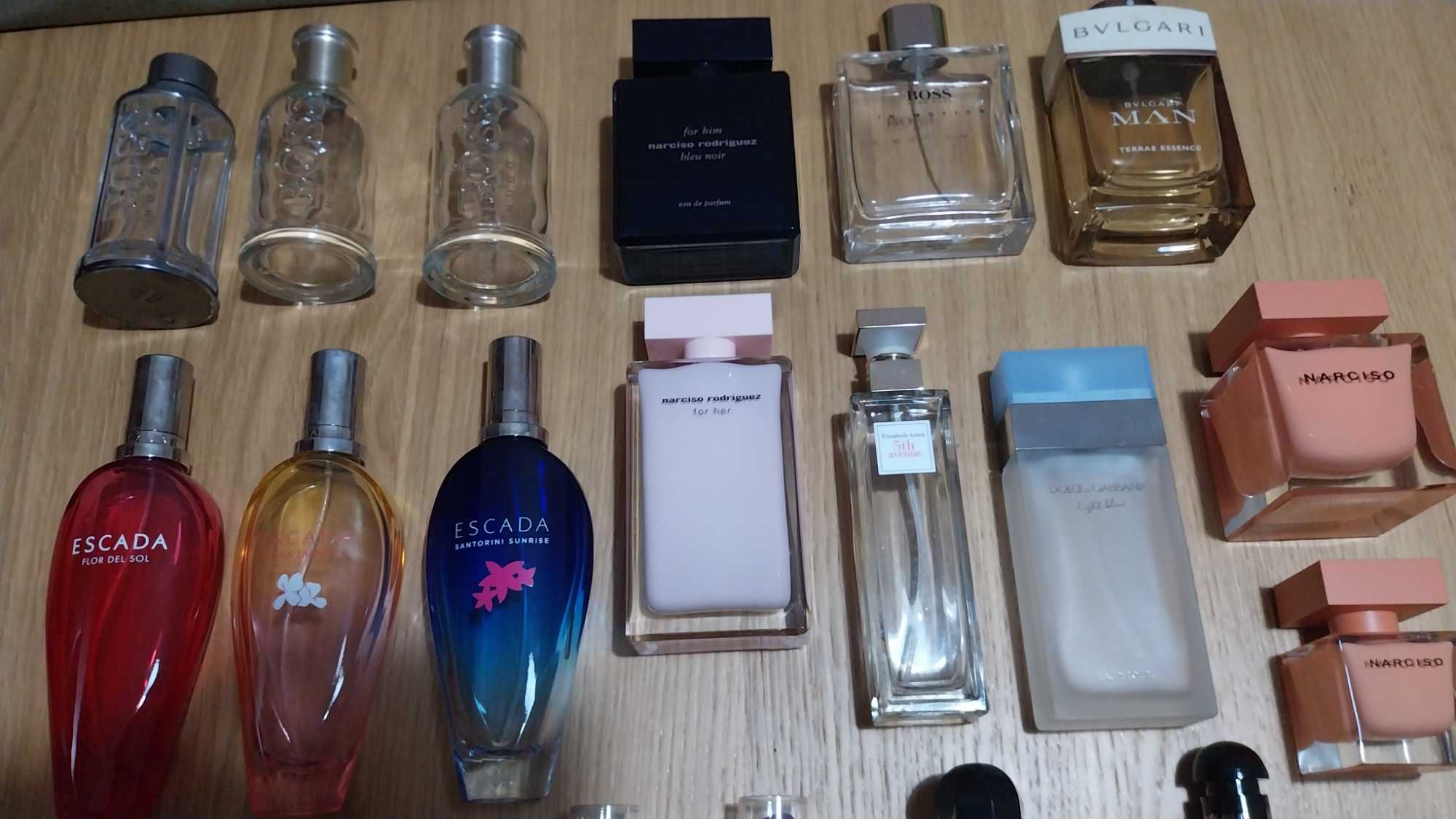 31 Frascos de perfume