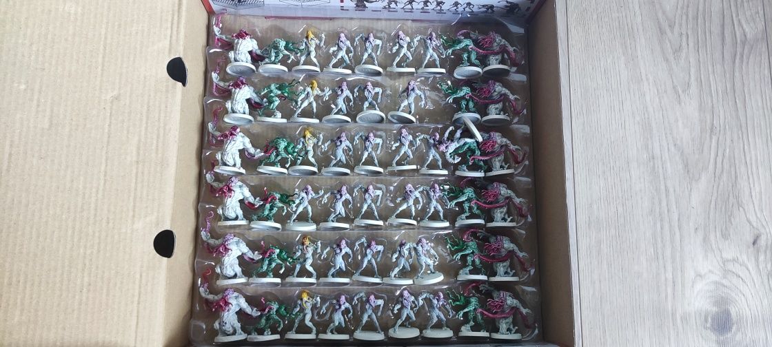 CMON Zombicide Najeźdźca Pomalowany