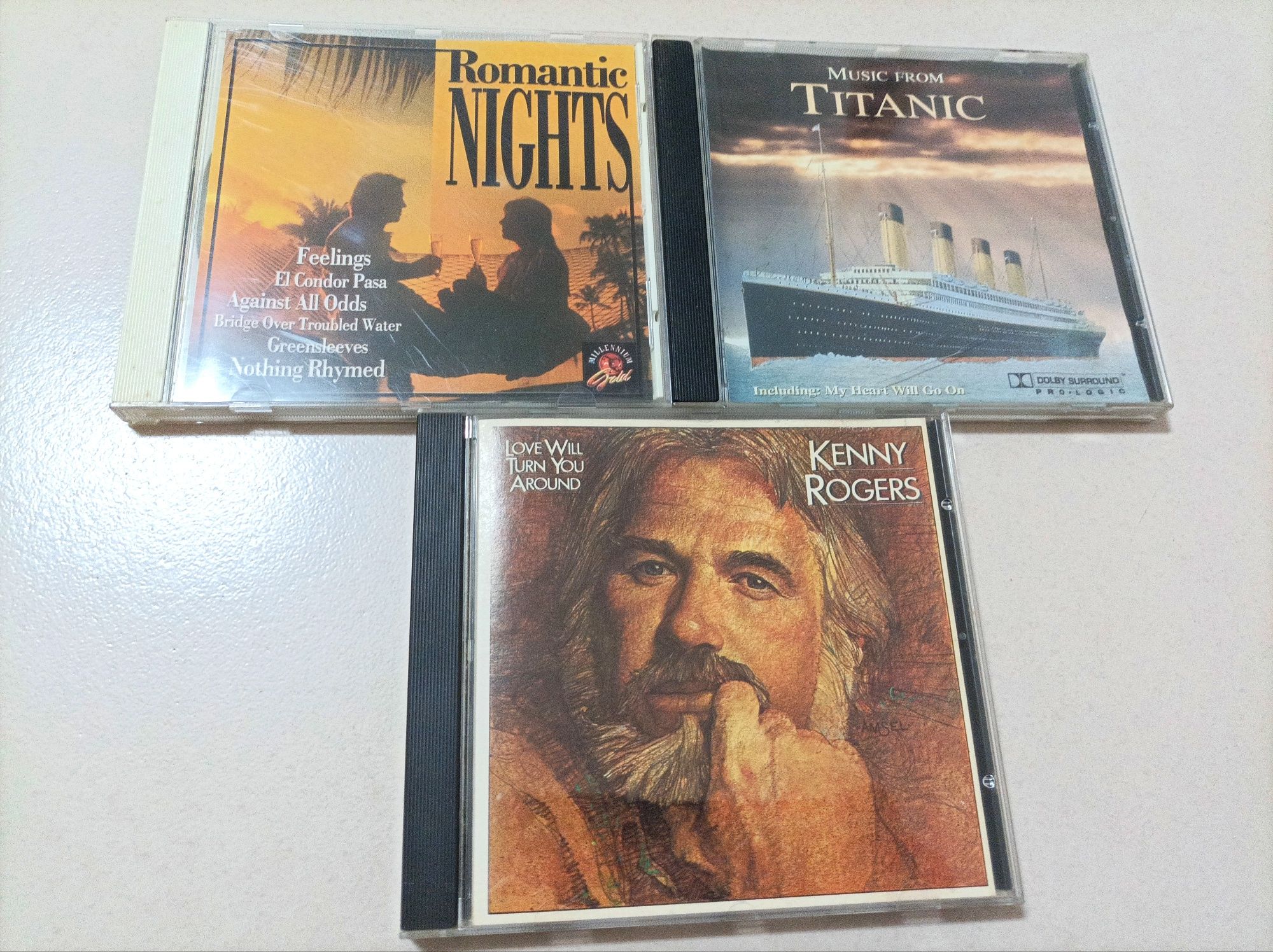 Lote de 9 CDs de Cantores Internacionais Românticos