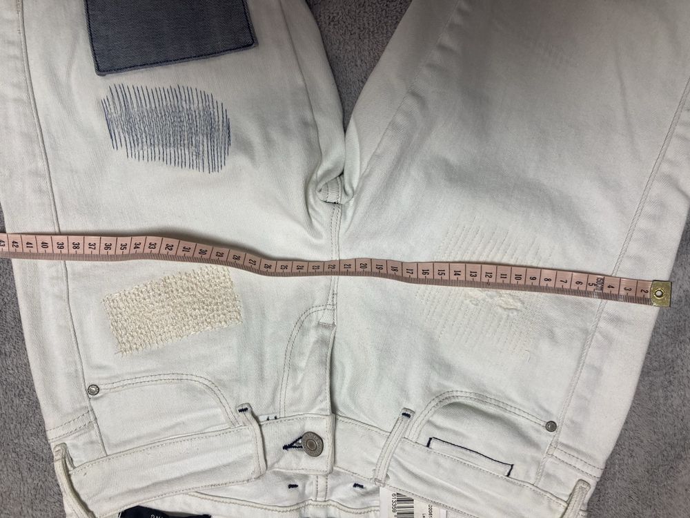 Нові джинси Guess ідуть на хс