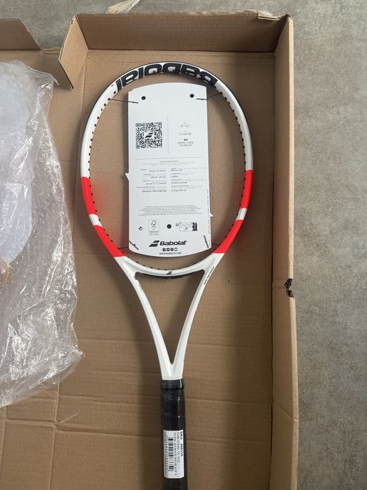 Babolat Pure Strike Gen 4 – Najnowszy model 16x20, Rączka 3