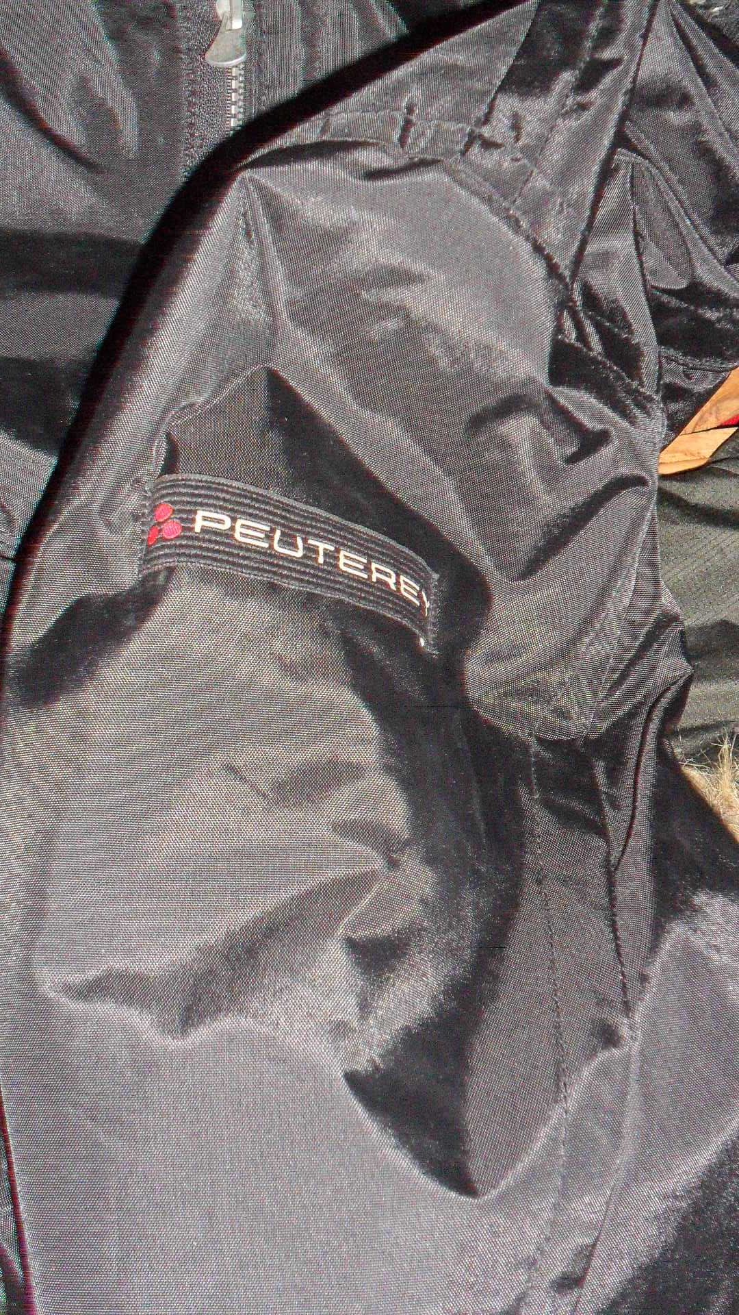 куртка бомбер  бренд Peuterey Italy L (52)