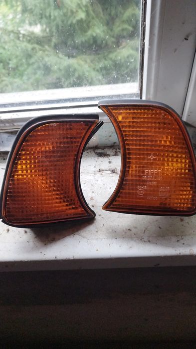 Продам стопи, повороти, фари, скло на фари до 2000-них років