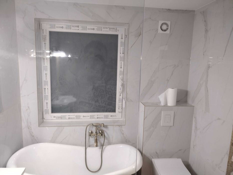 Płytki glazurnik szpachlowanie malowanie  panele itp