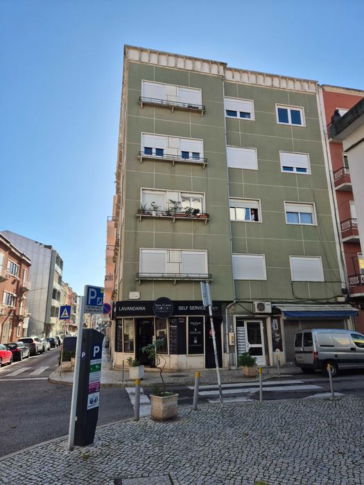 Quarto solteiro Moscavide