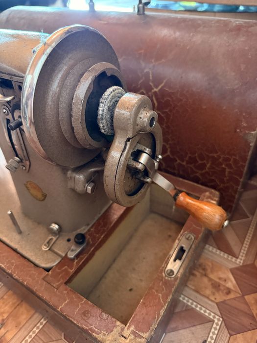 Швейна машинка «Подільськ»