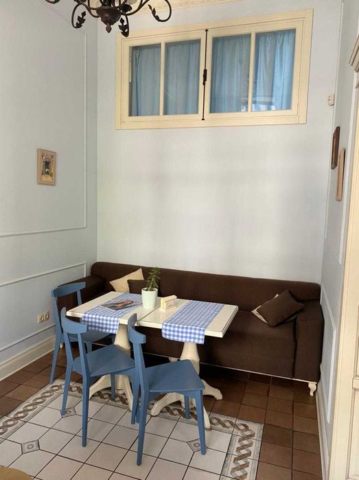 Продам КАФЕ в "ПАЛЕ-РОЯЛЬ", 100 м2, от хозяина