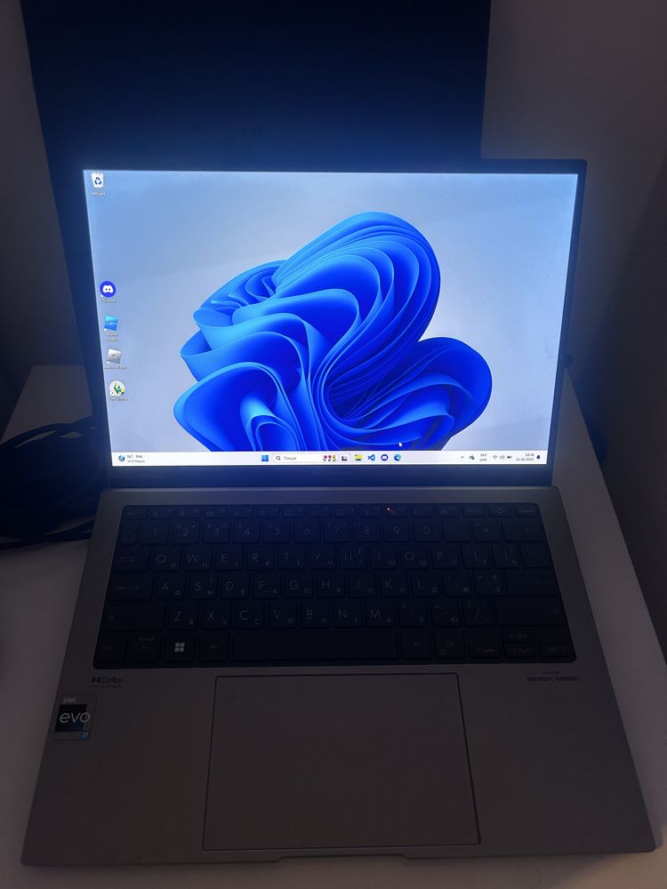 Asus zenbook 13s