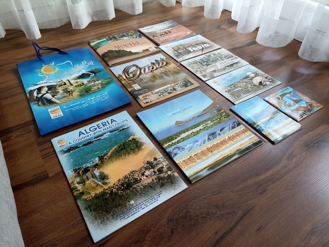 Algieria - oryginalne turystyczne foldery reklamowe