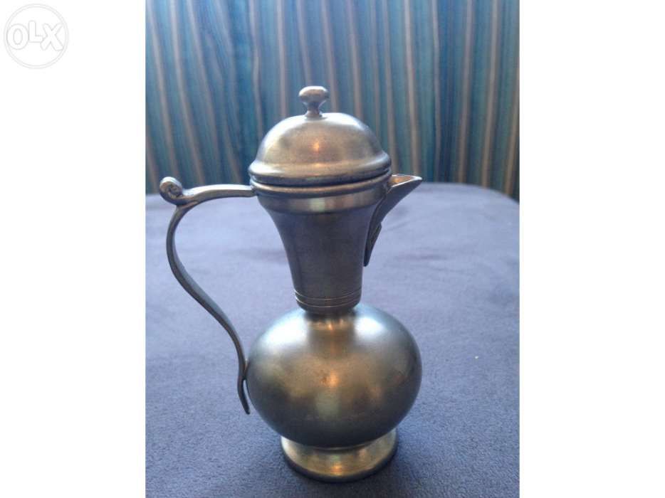 Miniatura em estanho