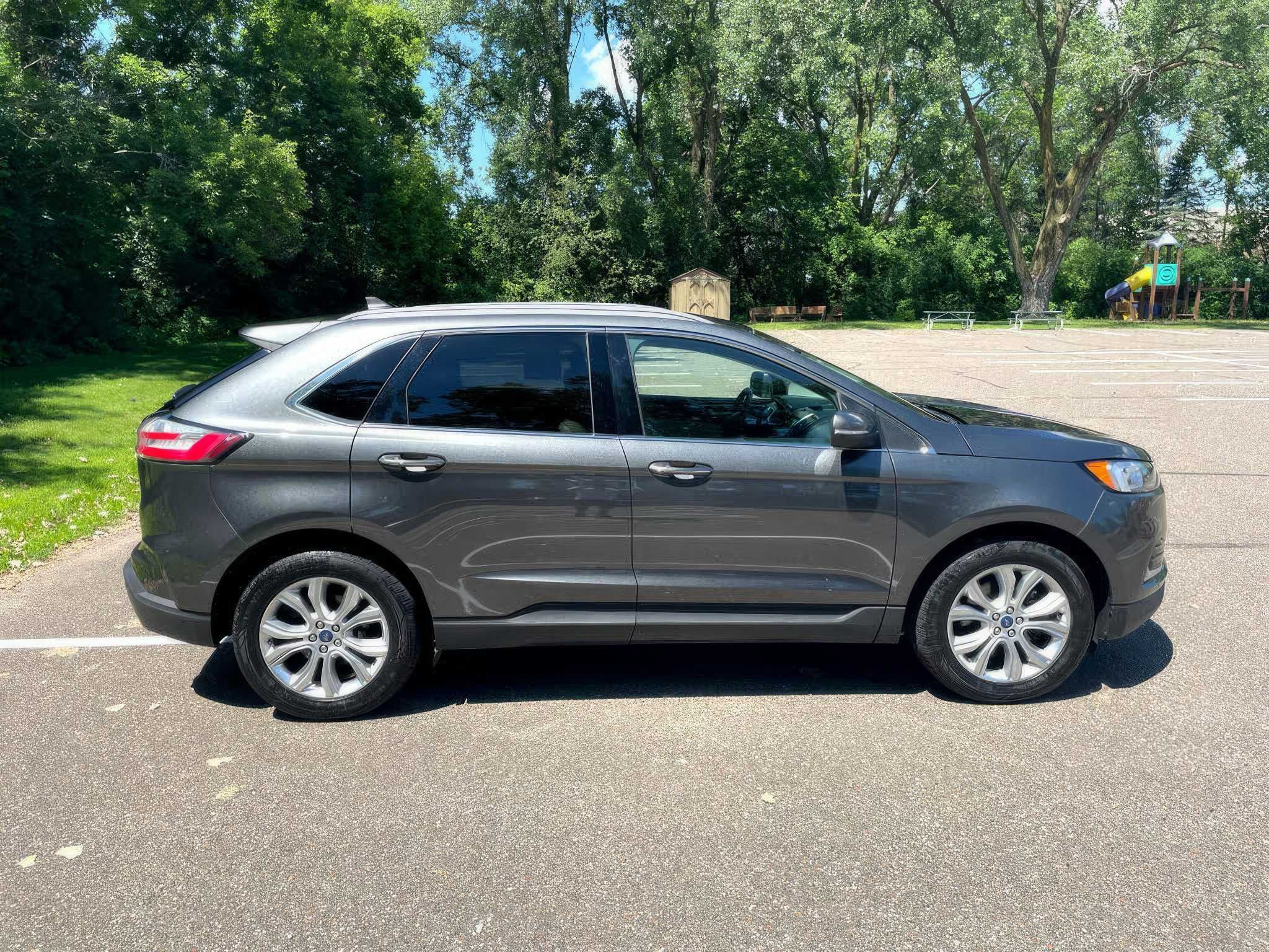 2020 Ford Edge Titanium AWD