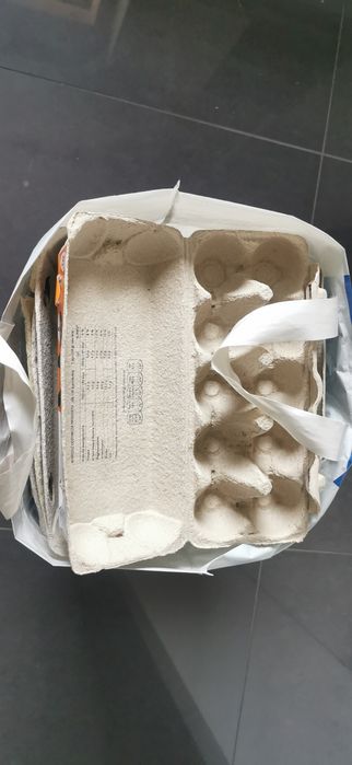 Wytłoczki na jajka 18 szt. na 10 jaj