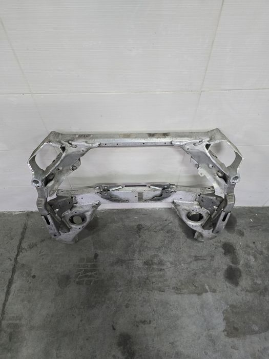 Передня балка BMW E81/E87 2006-2013