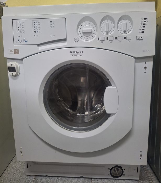 Máquinas de lavar roupa e loiça