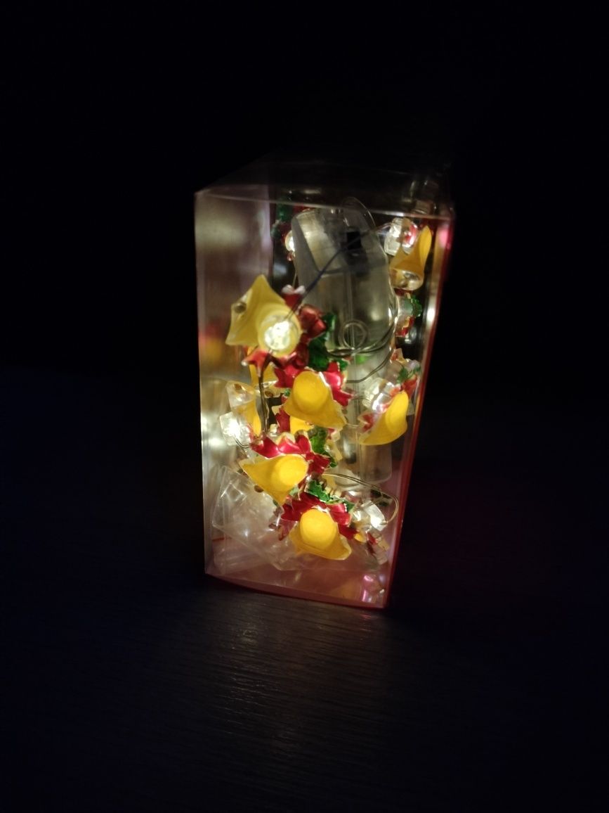 Oświetlenie świąteczne lampki dzwonki/mikołaje 20 led