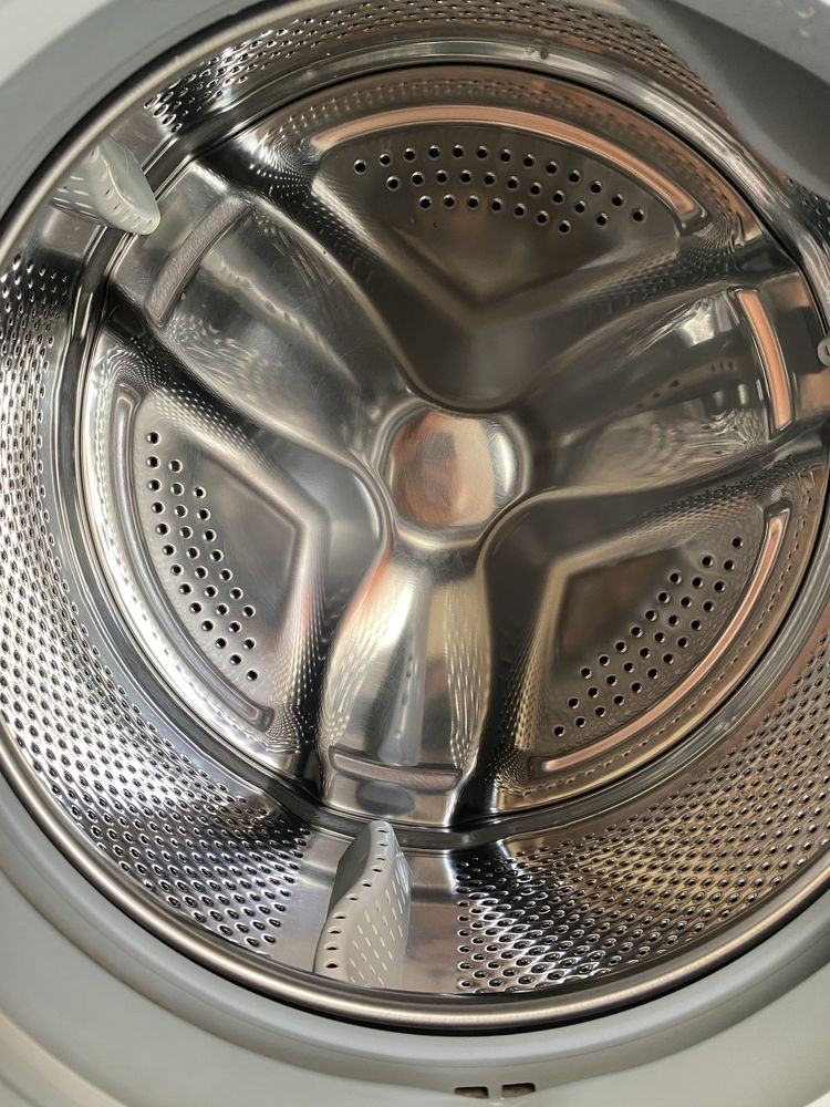 Máquina de Lavar Roupa 7kg – A Funcionar Perfeitamente