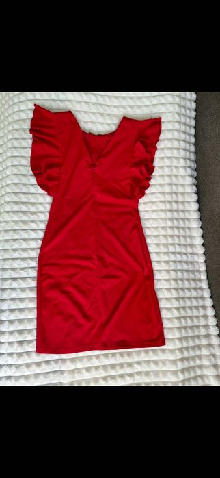 Червоне плаття розмір s