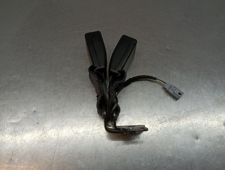 Encaixe de cinto central RENAULT Clio IV (BH_)