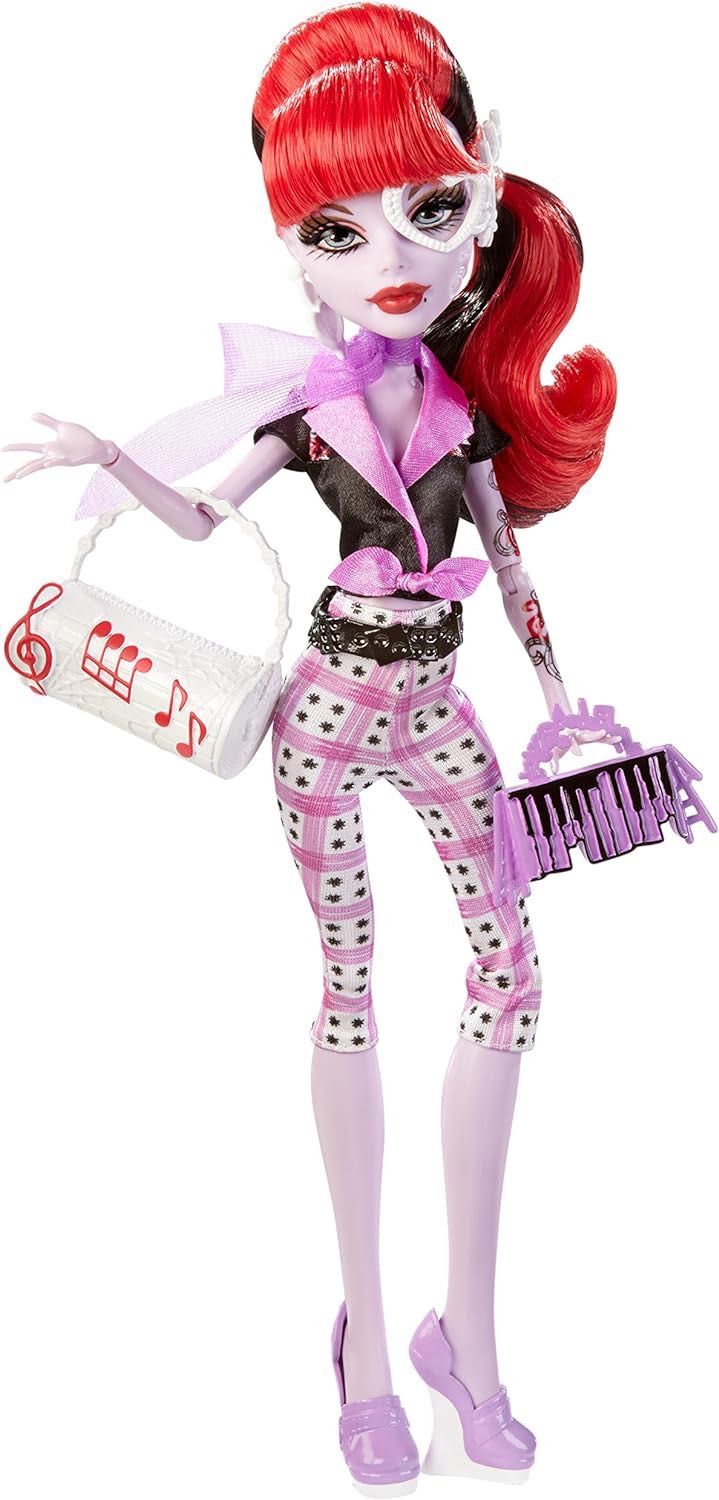 Monster High Monster Scaritage Operetta Doll and Fashion Set