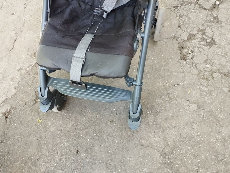 Прогулянкова коляска chicco