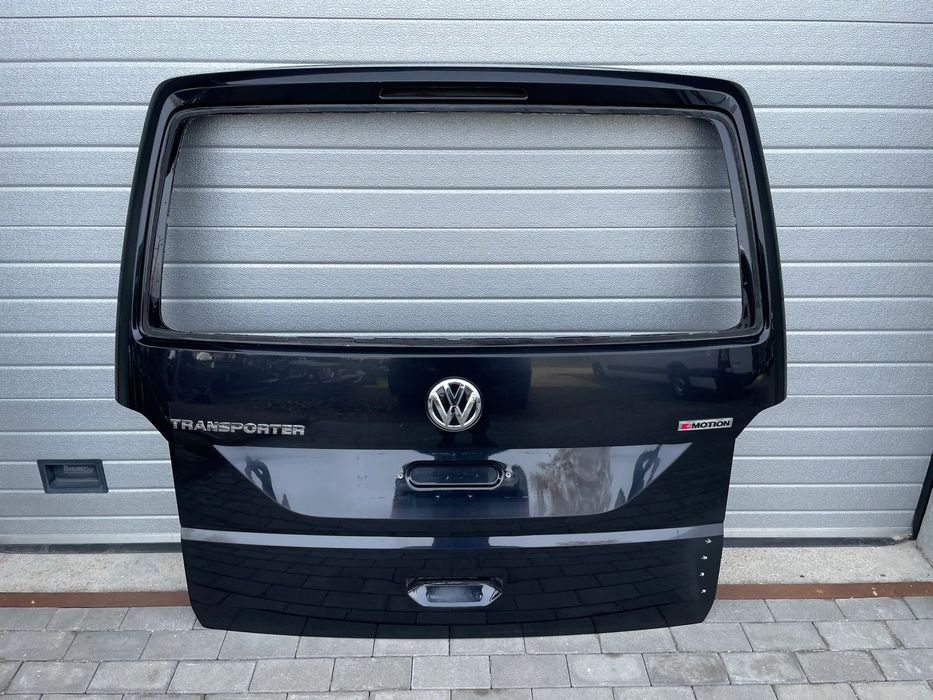 KLAPA TYLNA VW T6  2015--