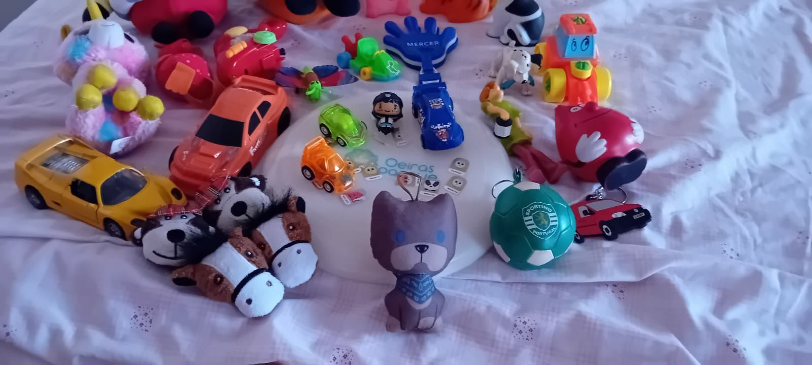 Conjunto/saco/lote de brinquedos criança (30 peças)