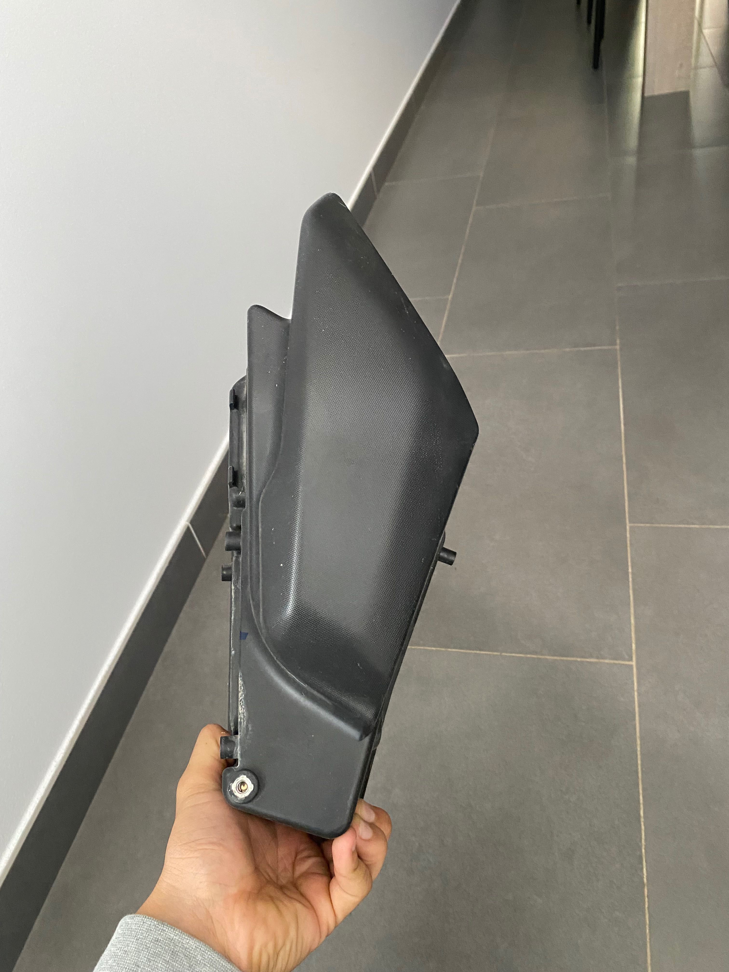 Vendo caixa de ar mt07