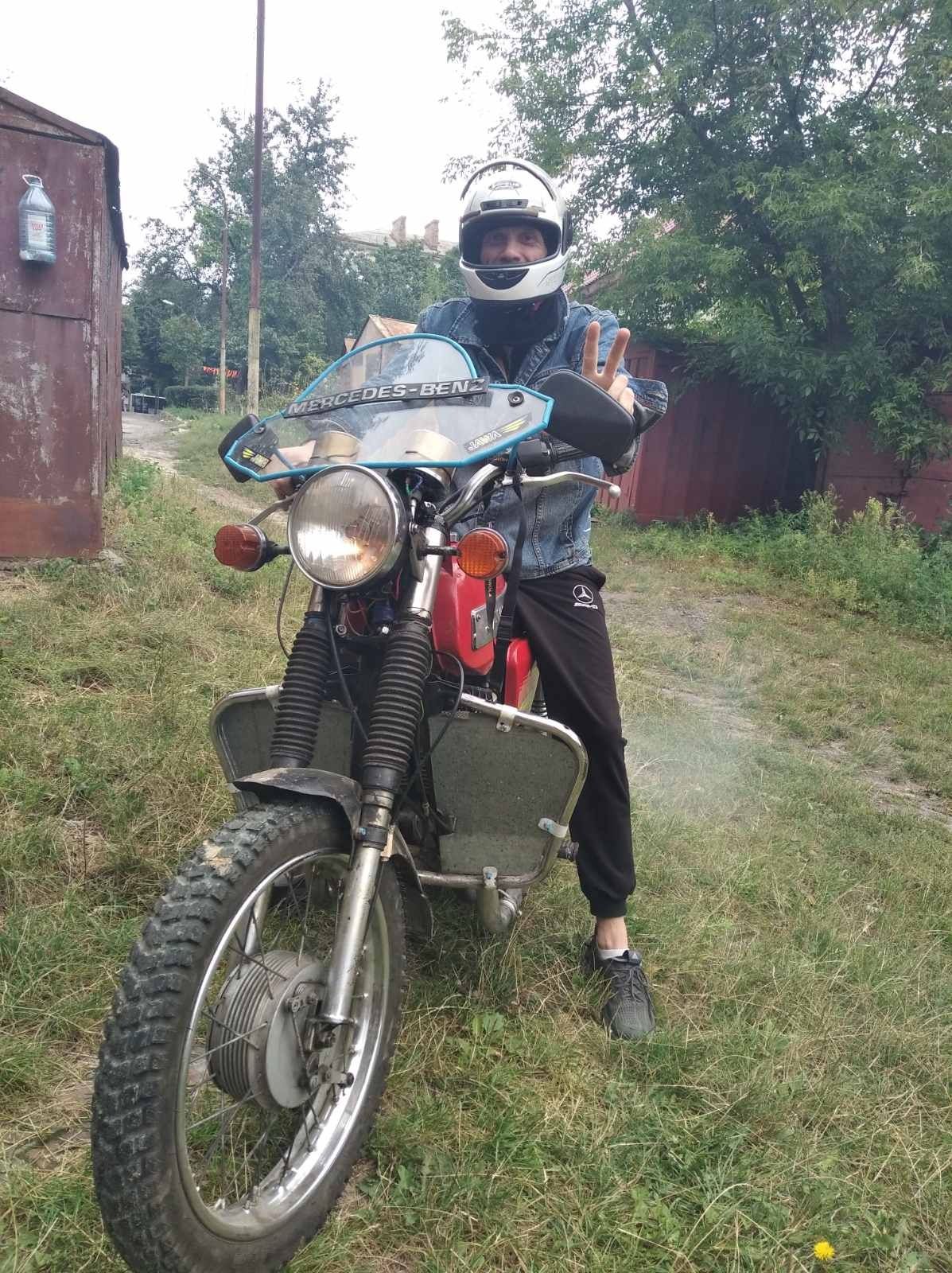 Прицеп автомобільний