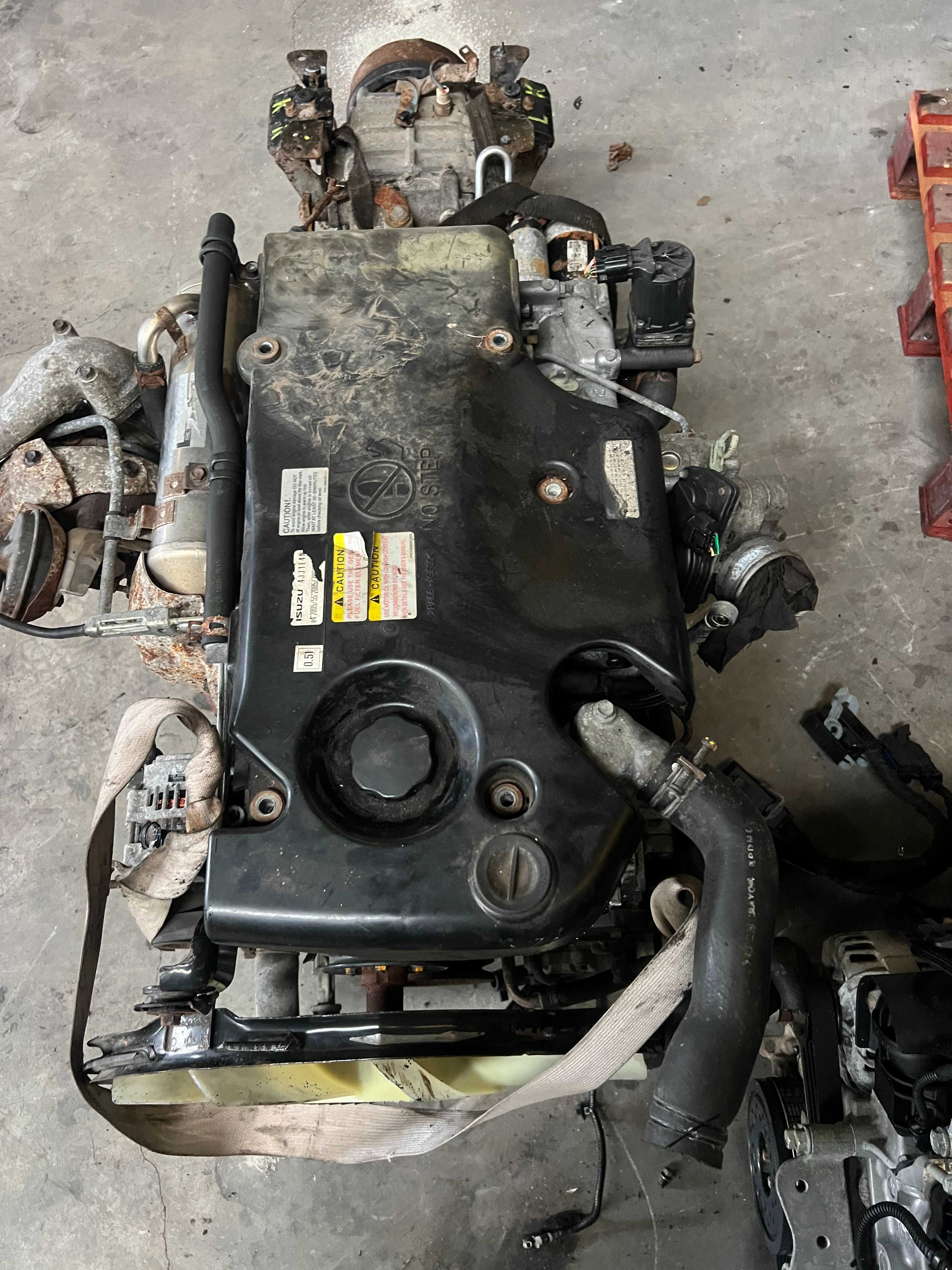 Motor Isuzu NKR NPK Rodeo D-Max 3.0 4JJ1E4