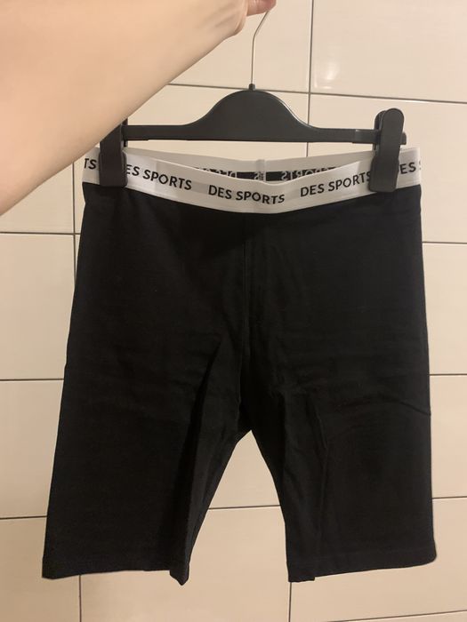 Шорти, велосіпедки  H&M