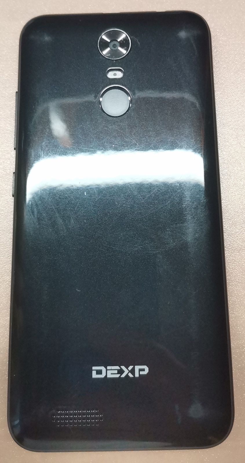 Смартфон DEXP Ixion G155 под ремонт или на запчасти